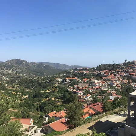 Kyperounta Apartment * 키페로운다