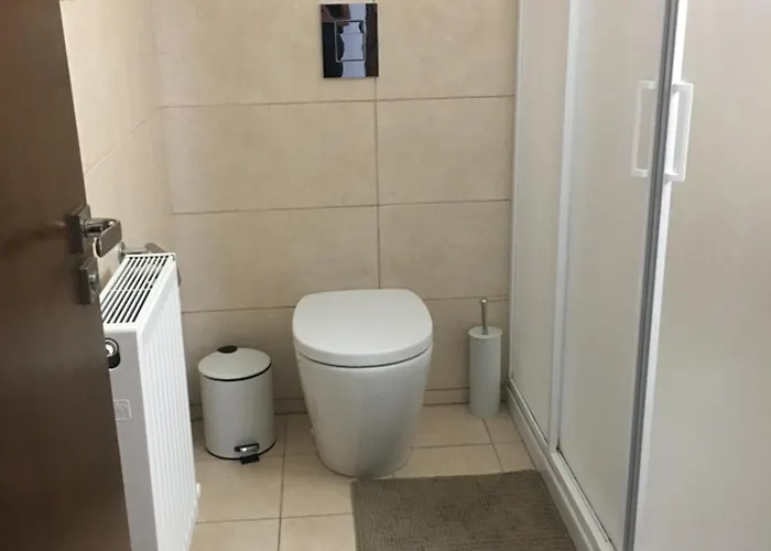 Kyperounta Apartment דירה *